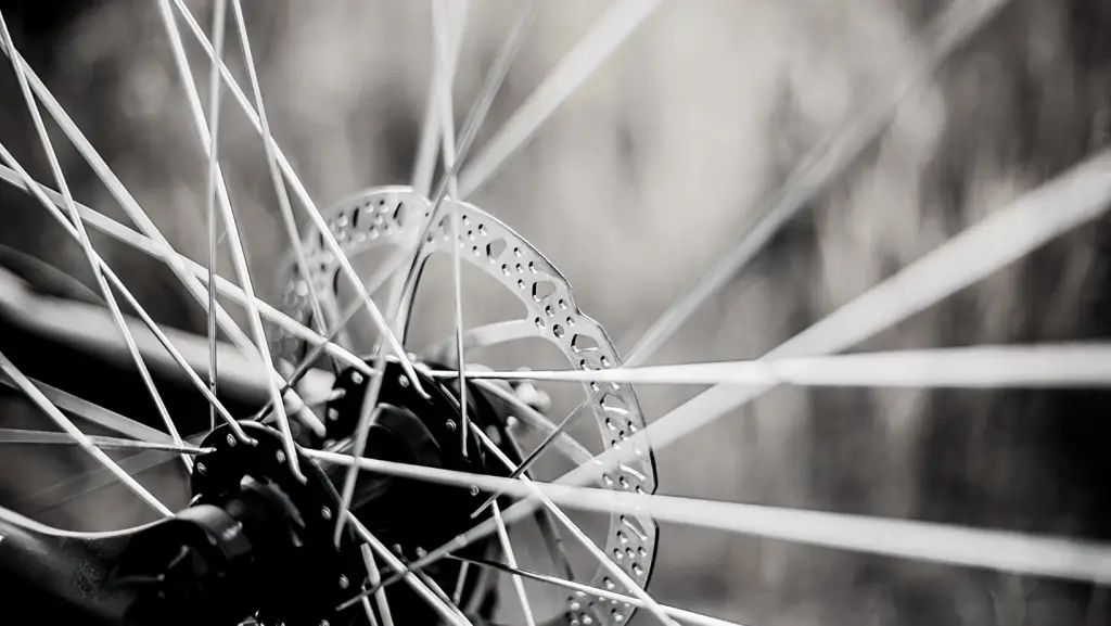 Spokes on a bike wheel with disk brakes