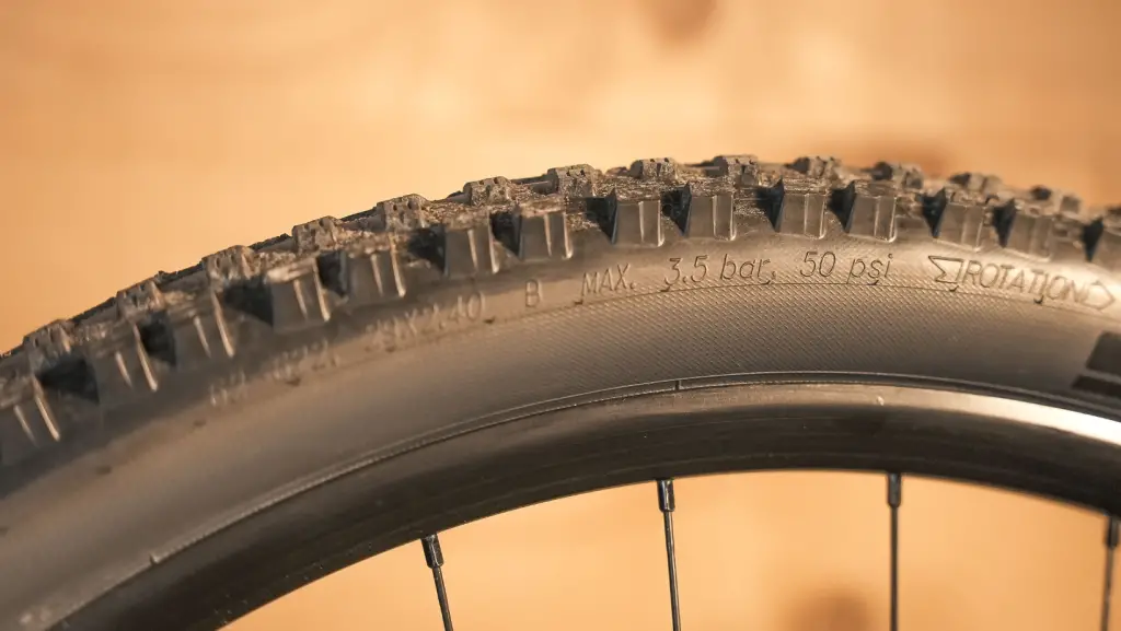 Close up view of a tubeless tire sidewall